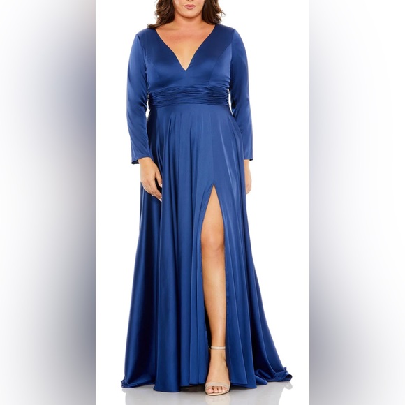 NWOT - MAC DUGGAL QUARTER SLEEVE V NECK A LINE GOWN - SIZE 16 - 6319 - Picture 1 of 3